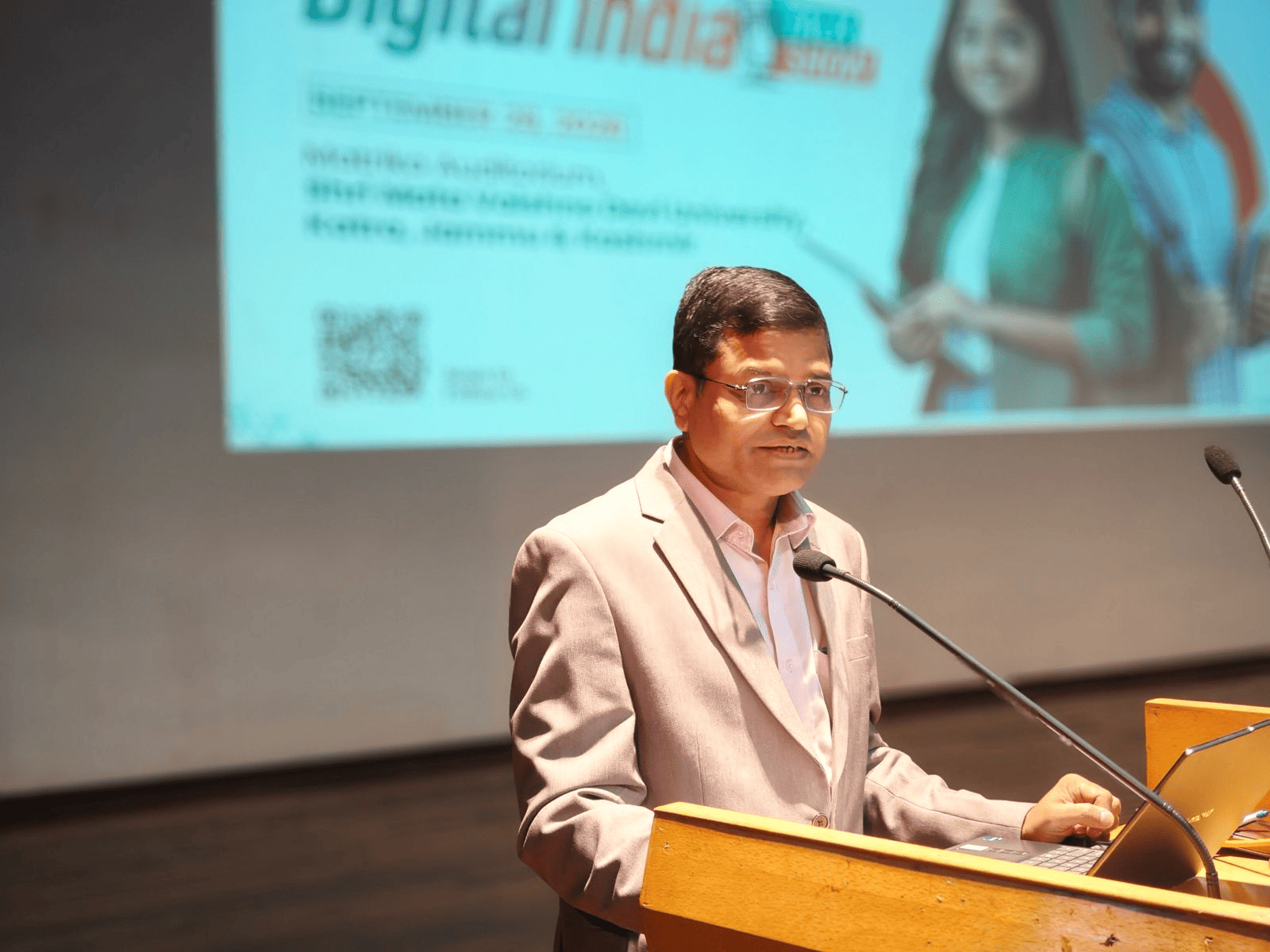 Digital India Talk Show organised at Mata...